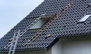 Roofing contractor builds roof windows